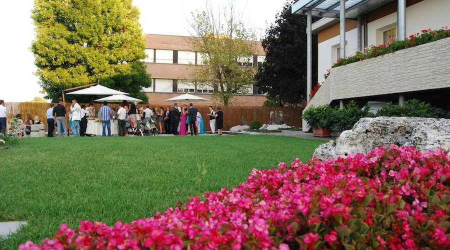 area verde dall'entrata principale