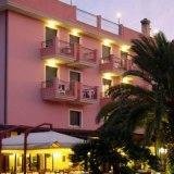 HOTEL IL CASALE - Prices & Reviews (Villa Rosa di Martinsicuro, Italy)