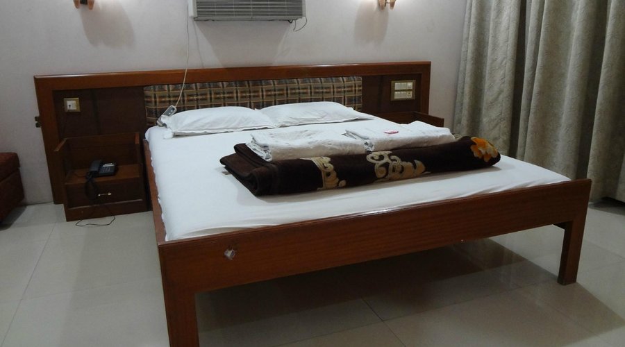 Suite Room
