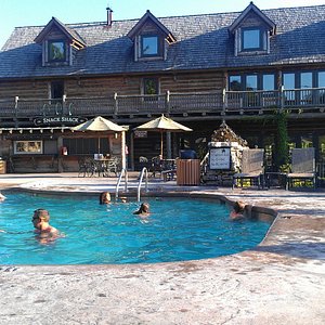 Bluegreen Wilderness Club at Big Cedar in Ridgedale, image may contain: Pool, Water, Hotel, Villa