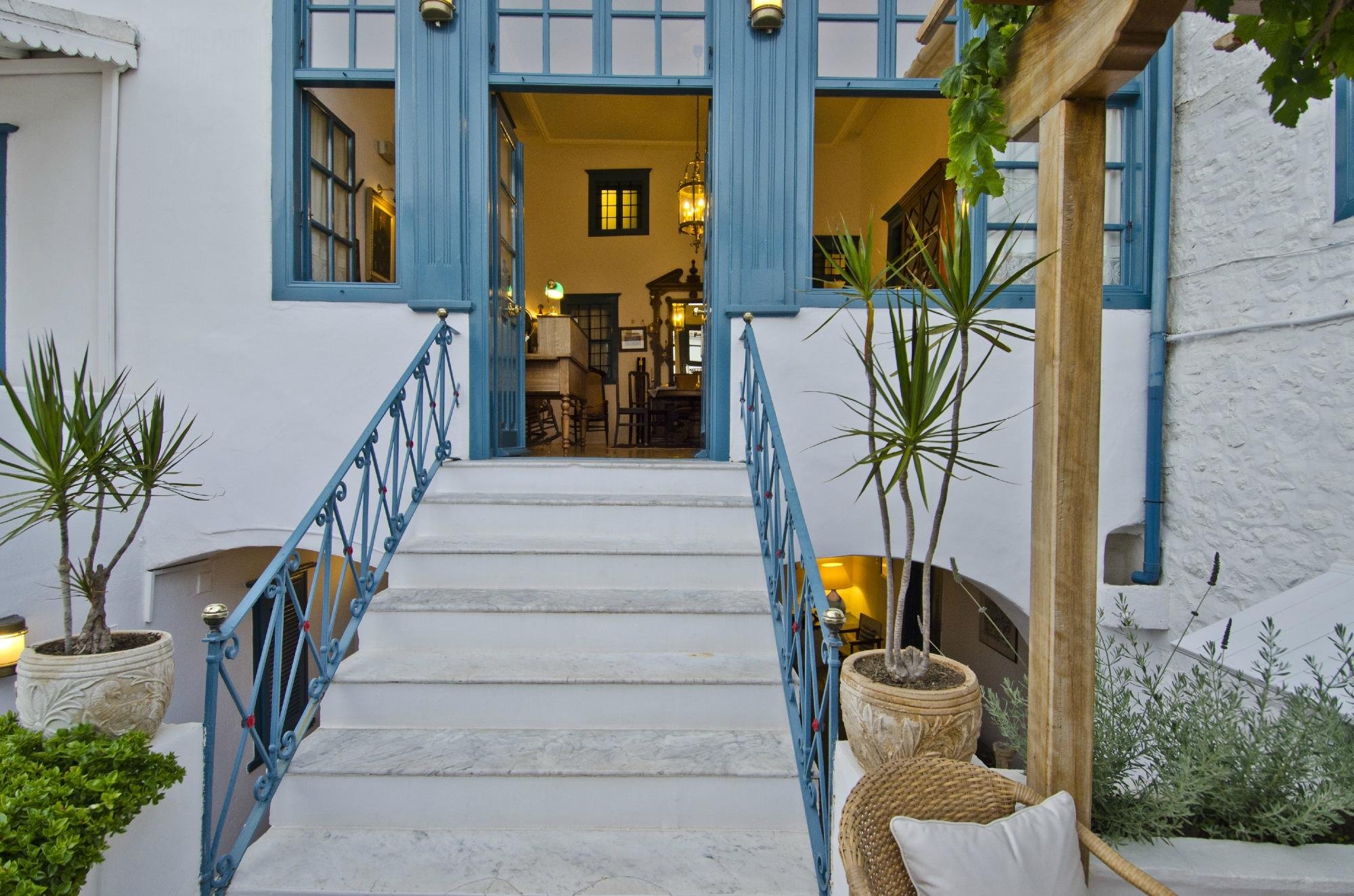 ORLOFF BOUTIQUE HOTEL Prices Reviews Hydra Greece