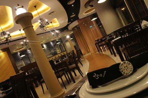 Four Square Cafe & Restaurant(Restaurants & Bars) in Barsha Heights  (Tecom), Dubai - HiDubai