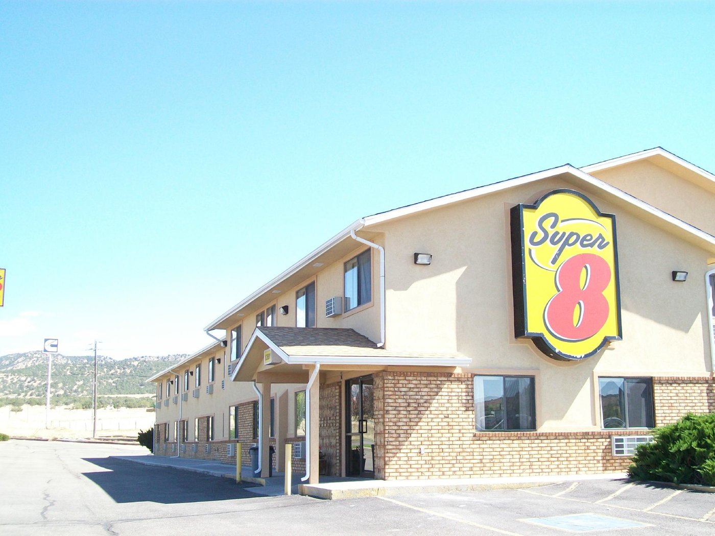 SUPER 8 BY WYNDHAM NEPHI - Updated 2024 Prices & Motel Reviews (Utah)