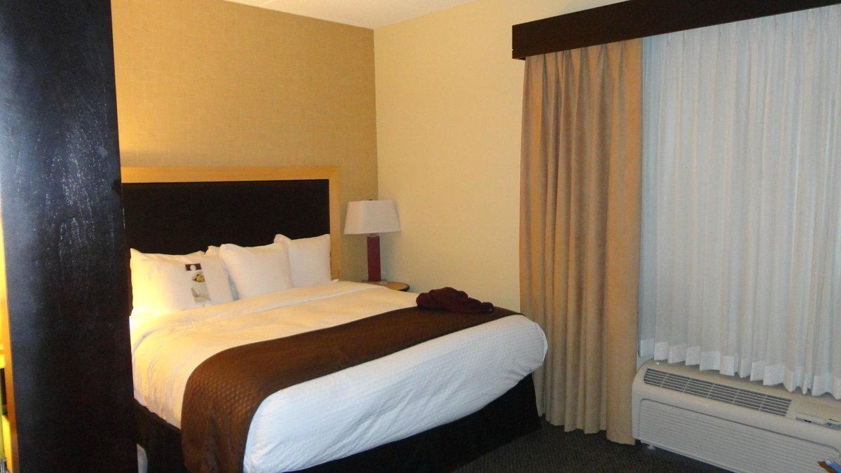 DOUBLETREE BY HILTON HOTEL BATON ROUGE $104 ($̶1̶2̶2̶) - Updated 2022 ...