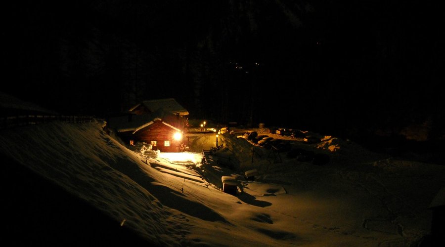 Ritratto notturno del rifugio
