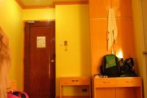 Room & Suite