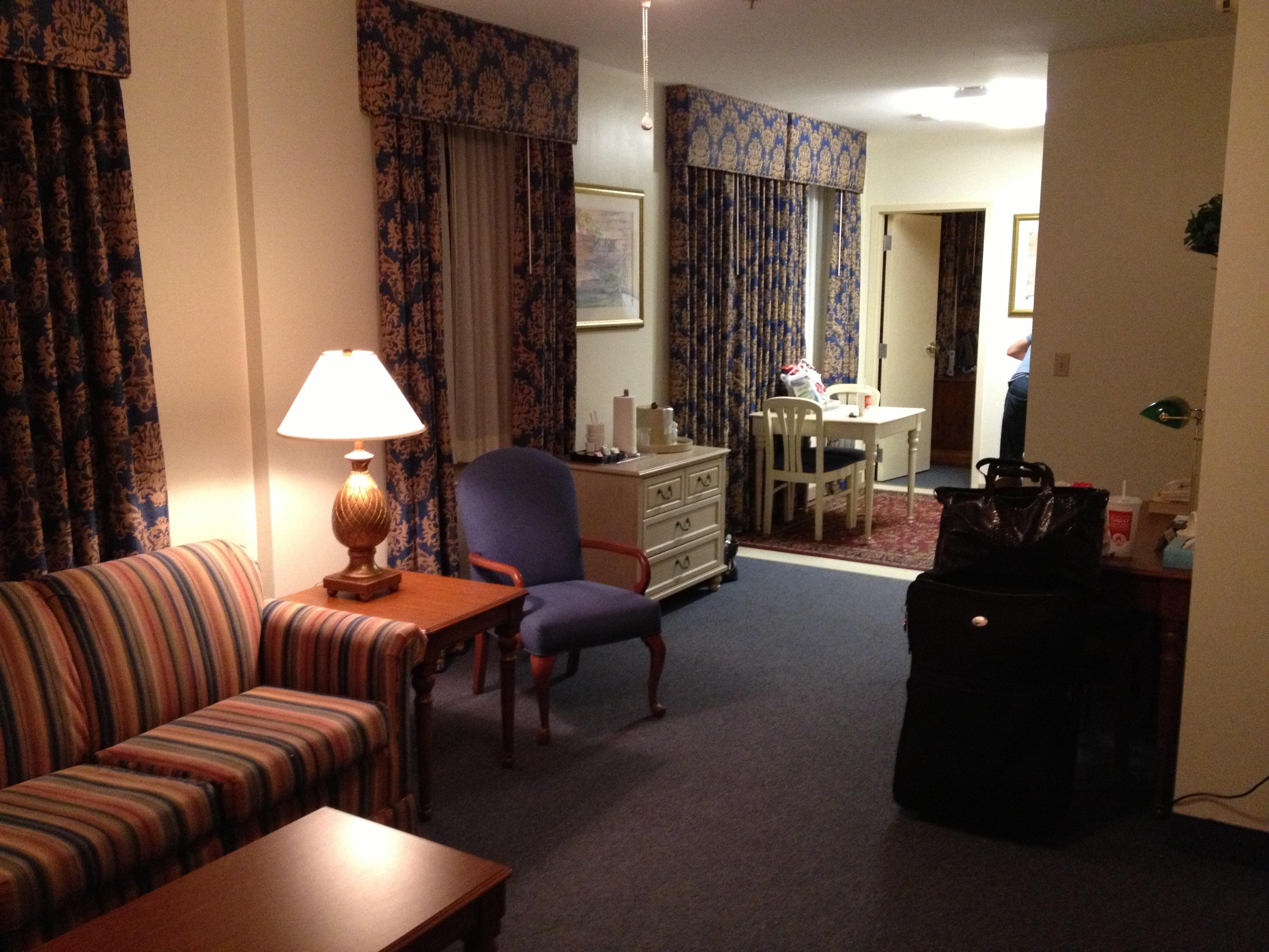 NAVY GATEWAY INN PENSACOLA Updated 2024 Specialty Inn Reviews FL   Suite Living Area And 