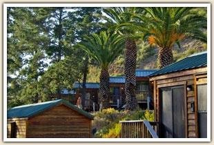 Avila Hot Springs Resort (아빌라 비치) - 호텔 리뷰