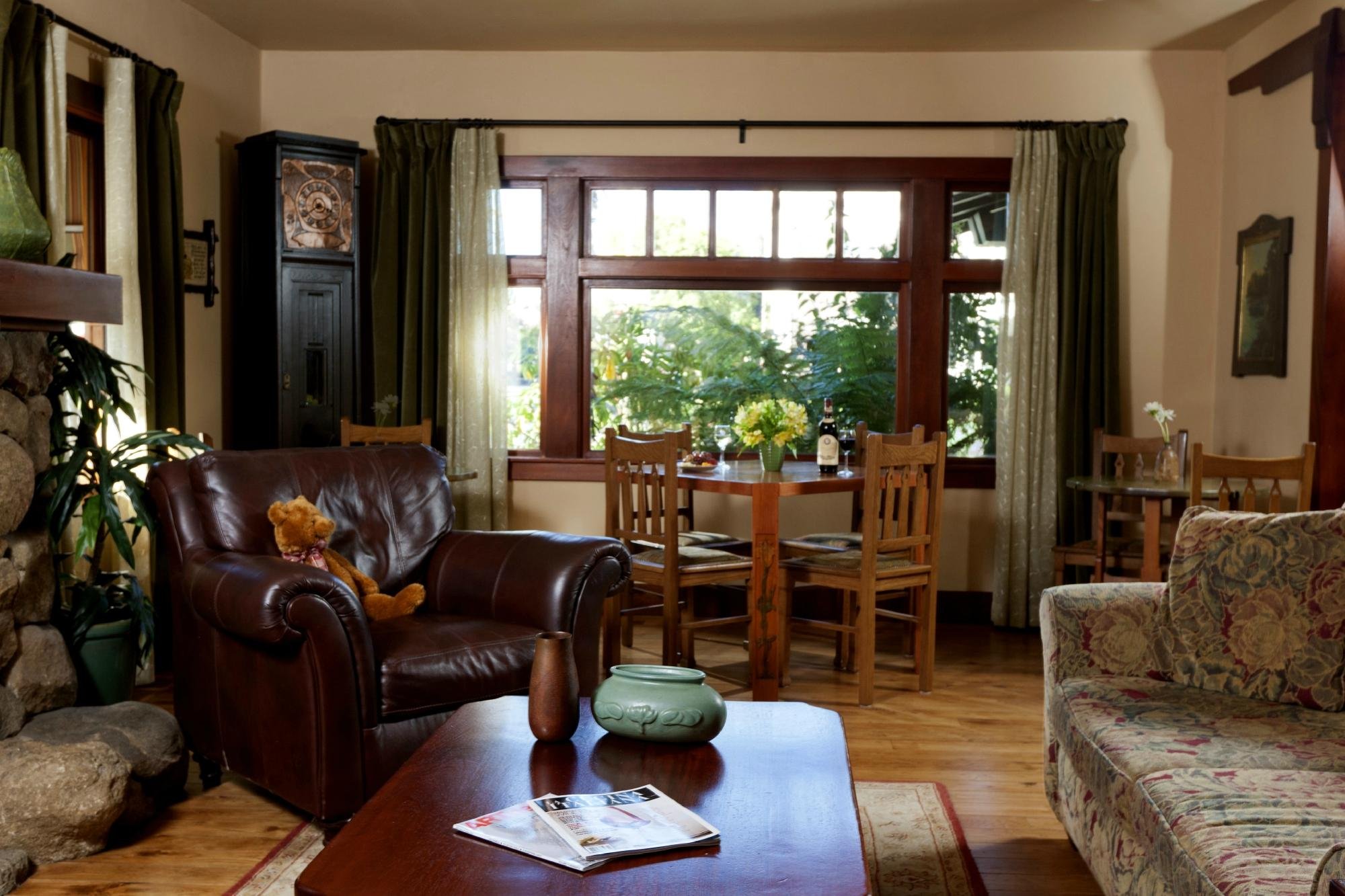 Blackbird Inn and Finch Guest House by null