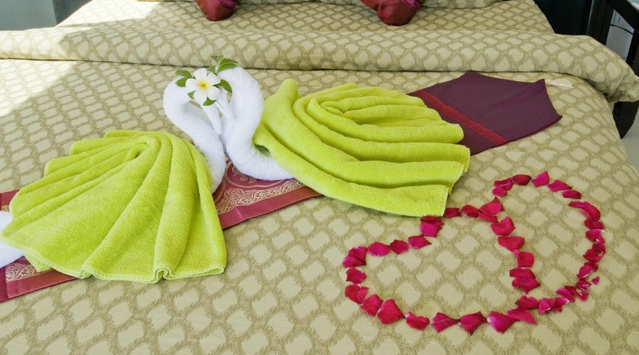 Bed room