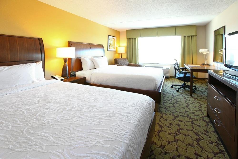 Hilton Garden Inn Olathe Rooms: Pictures & Reviews - Tripadvisor