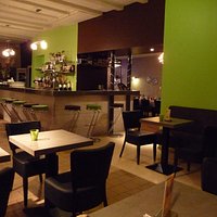 bar