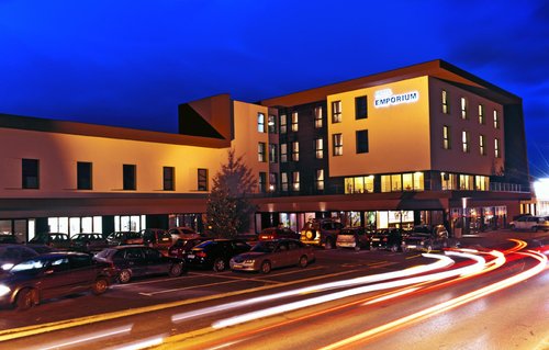 مكان الإقامة المقترح: Hotel Emporium Image 2