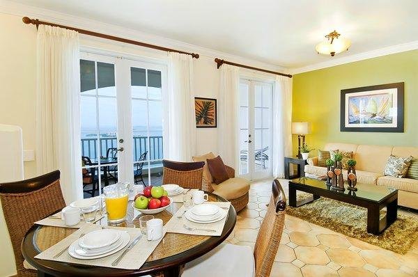 Villa Dining Room