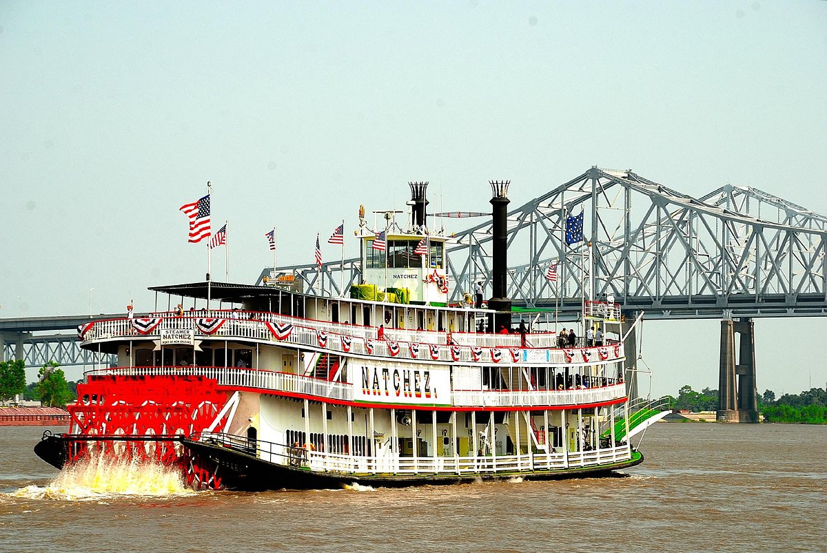 natchez riverboat tour