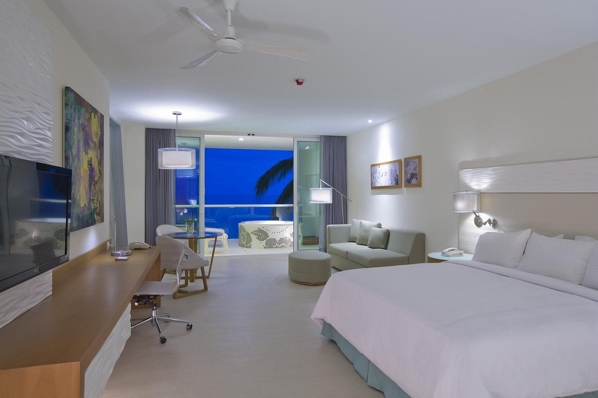 Krystal Grand Puerto Vallarta Rooms: Pictures & Reviews - Tripadvisor