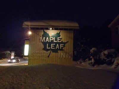 Hotel photo 3 of Maple Leaf Inn.