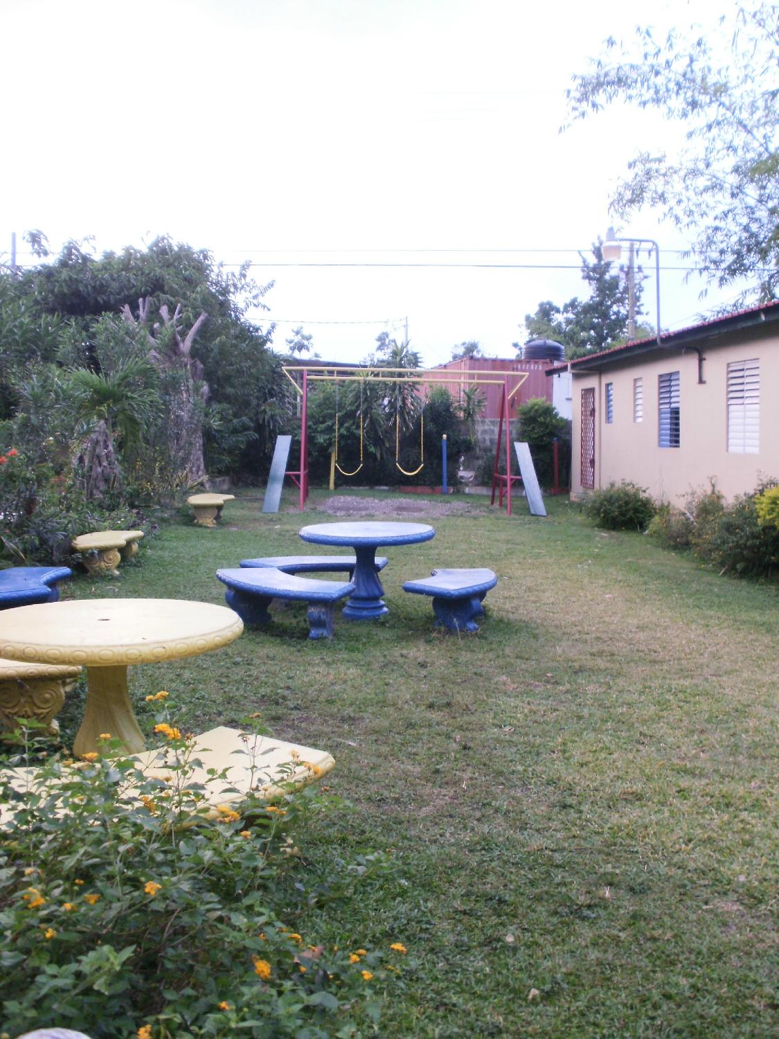 Pineapple Court Hotel by null