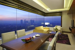 Room & Suite