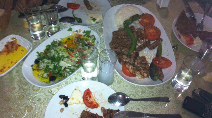 Mezeler ve yemekler...
