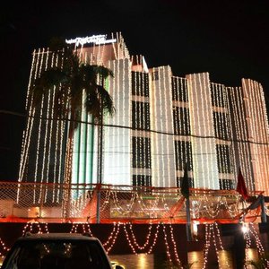 hotel ravisha continental
