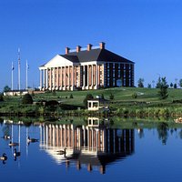 Redlin Art Center