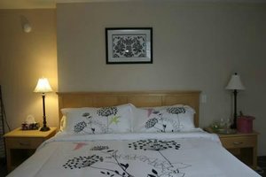 Room & Suite