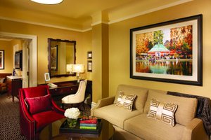 Room & Suite