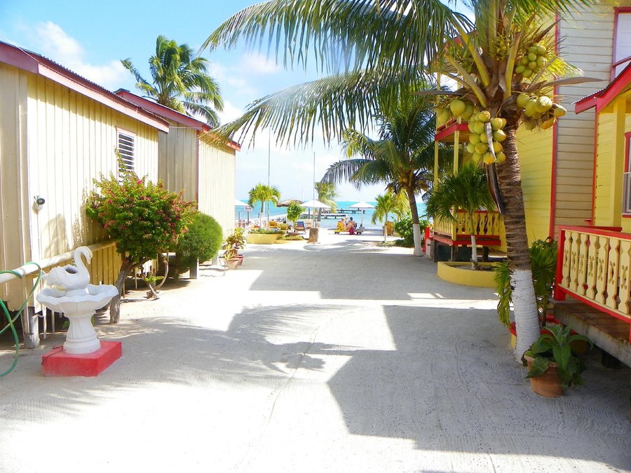 Tropical Paradise Hotel 55 7 2 Prices Reviews Caye Caulker Belize Tripadvisor