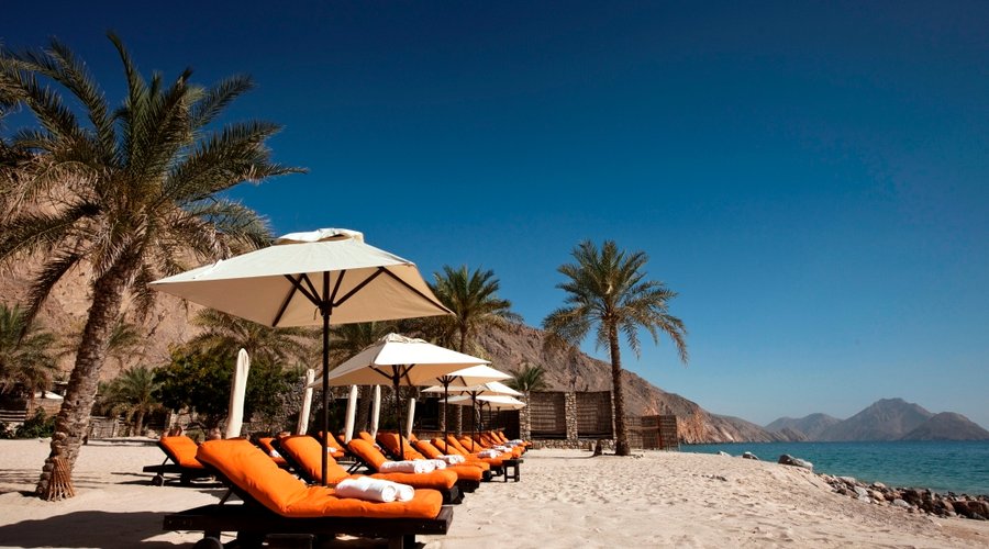 Main Beach