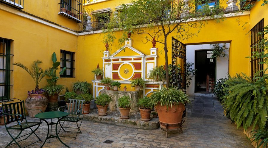 Fuente del Corral de las Flores Las Casas de la Juderia