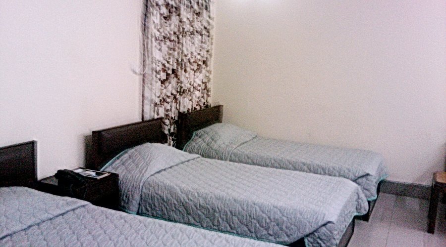                   Bed Room
                
