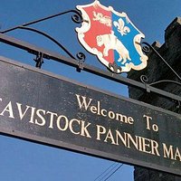 Welcome to Tavistock Pannier Market Sign