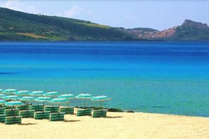 Piscina e praia