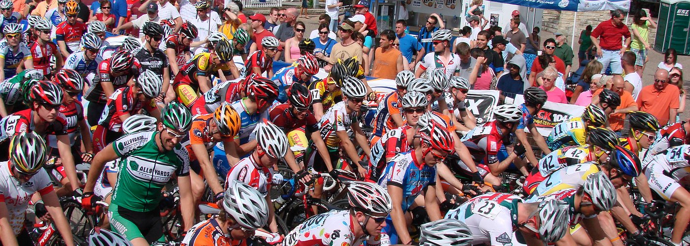                   Quad Cities Criterium Professional Bike Races Every Memorial Day
            