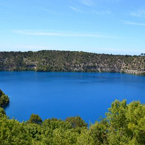                                     The Blue Lake, Mount Gambier
                
            