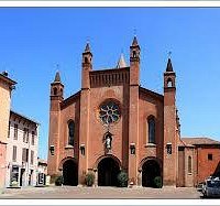 facciata su Piazza Risorgimento