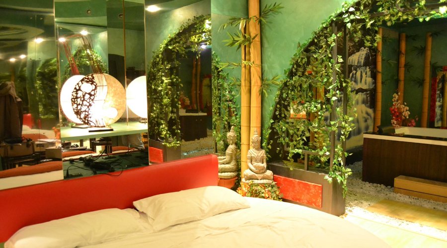                   suite spa bella e accogliente
                