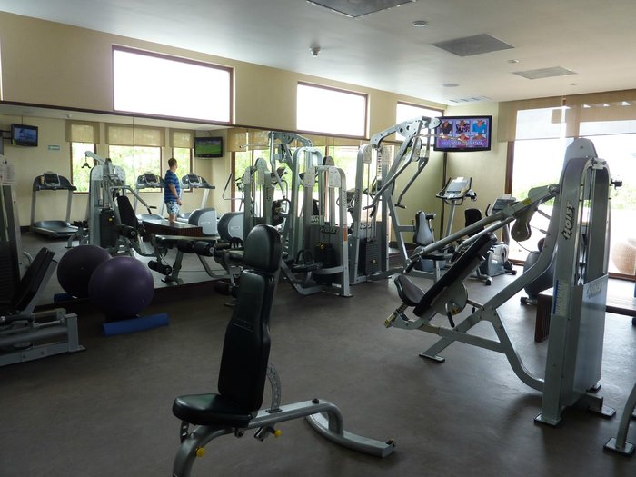 dreams riviera cancun gym