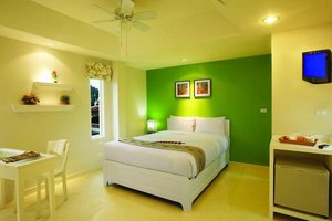 Room & Suite