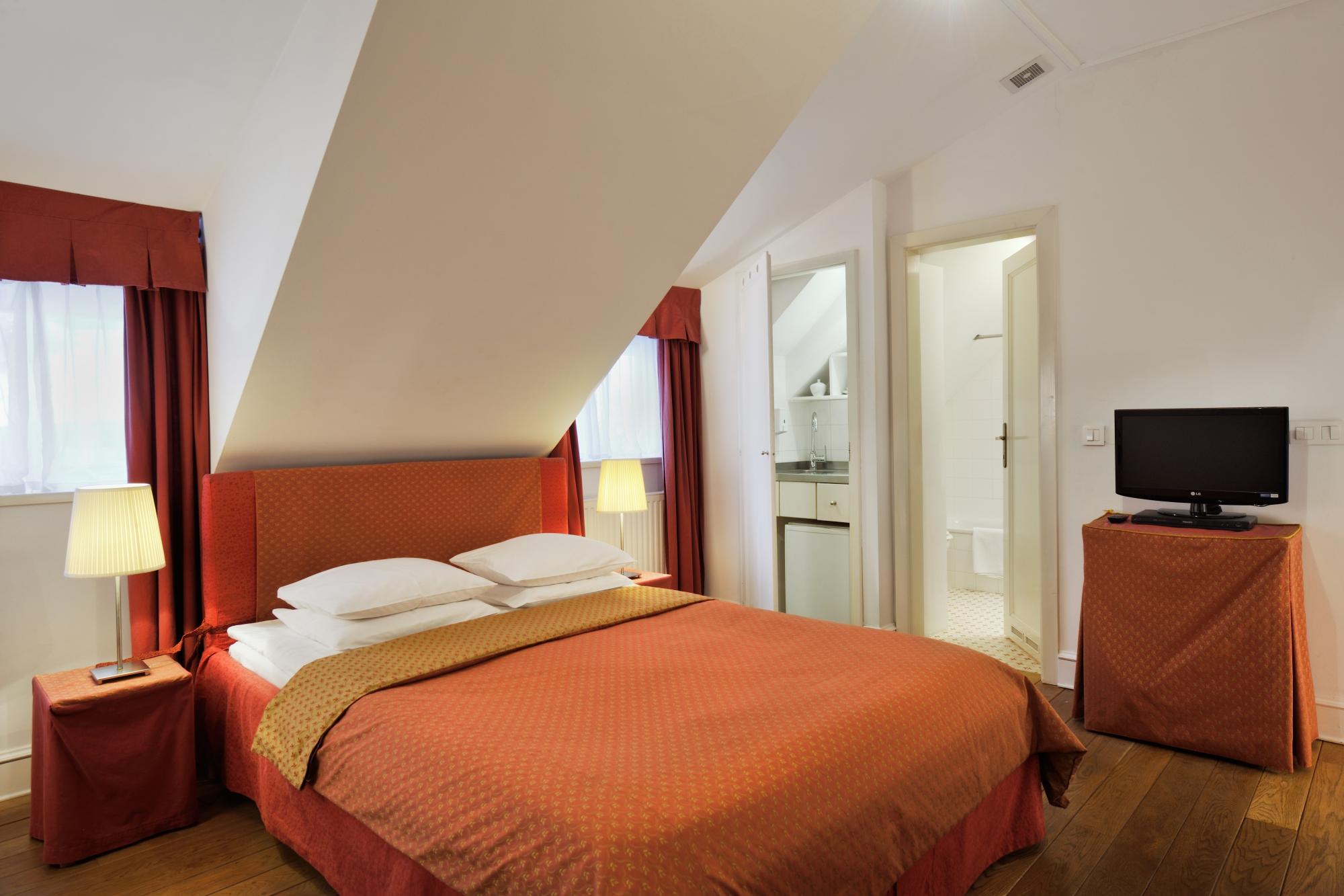 BED AND BREAKFAST PETRA VARL - B&B Reviews (Ljubljana, Slovenia)