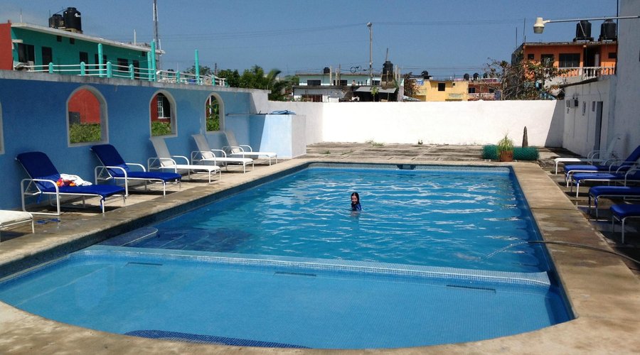                                     Hotel Mango - Alberca
                
                