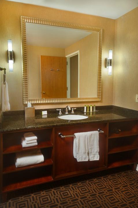 Hotel photo 7 of DoubleTree by Hilton Hotel St. Louis - Chesterfield.
