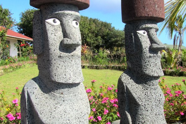 Stone Statues of the Pool of Hotel Puku Vai