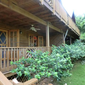                   Beautiful porch
                