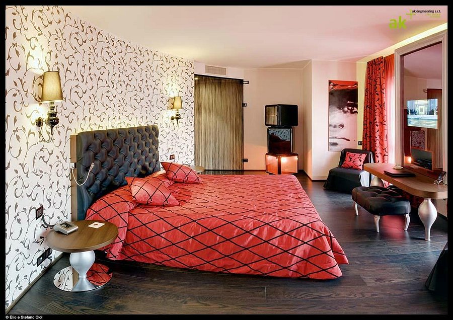 PALACE HOTEL MODERNO $145 ($̶2̶1̶2̶) - Prices & Reviews - Pordenone ...
