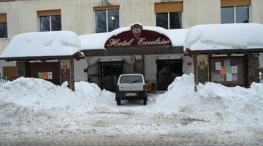 ingresso innevato