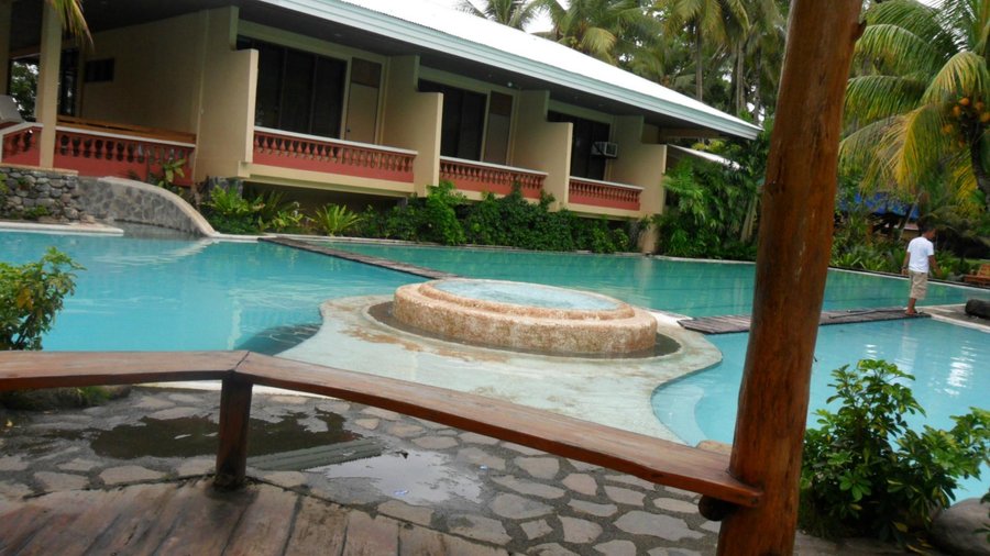                   Pool
                