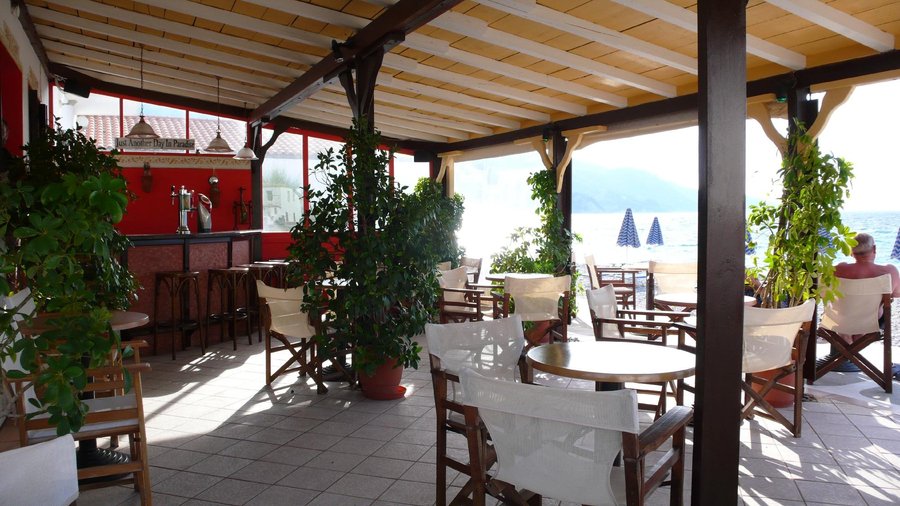 bar and beach terrasse