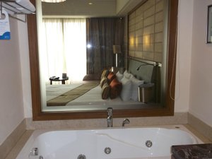 Room & Suite